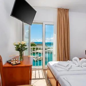 Adria Hotel Malinska