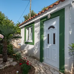 Mito And 3*, Trogir Kroatien
